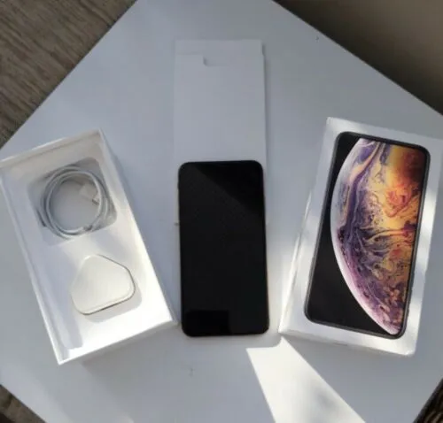 iPhone xs max available - ad image 1